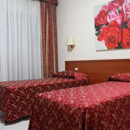 Hotel Vitti Рим Екстер'єр фото