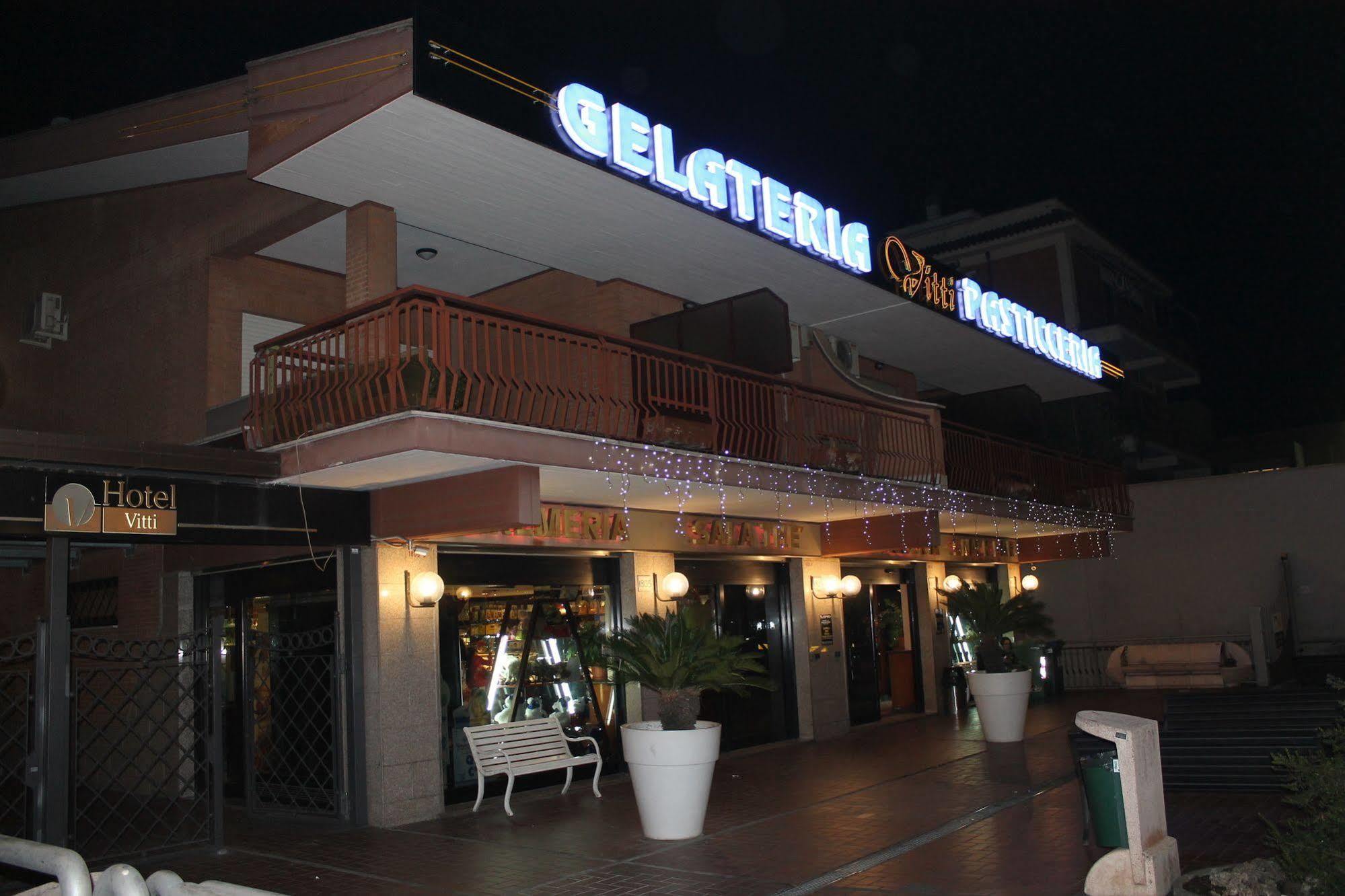 Hotel Vitti Рим Екстер'єр фото